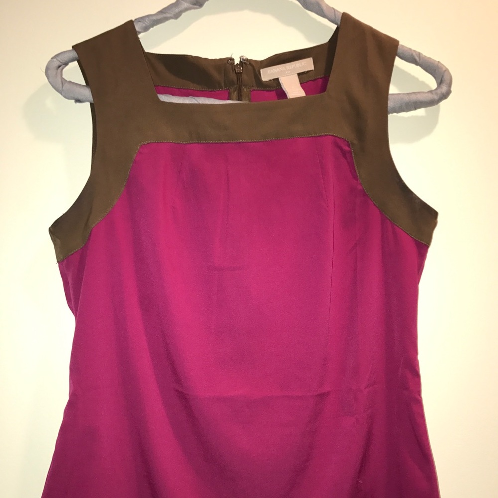Fuscia/Brown Banana Republic Sleeveless Blouse